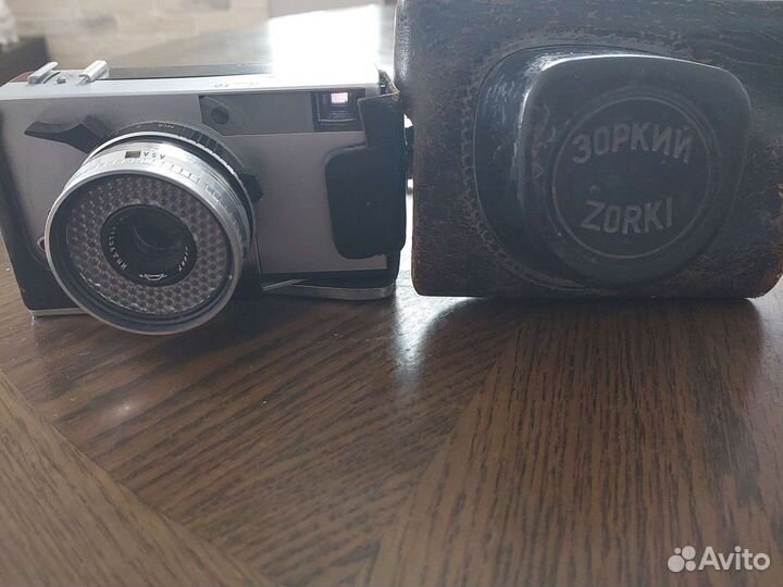 Пленочный фотоаппарат