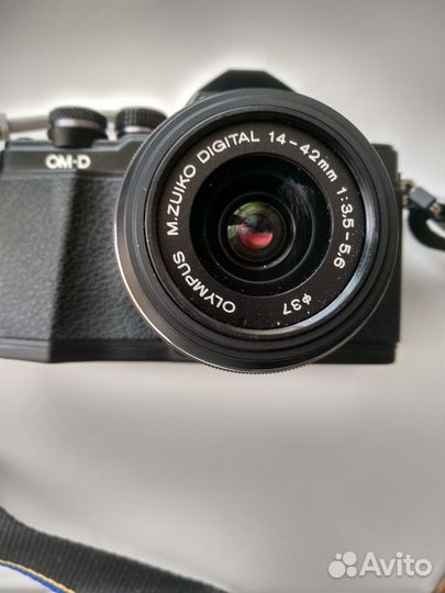 Olympus OM-D E-M10 II kit 14-42