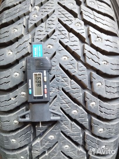 Nokian Tyres Hakkapeliitta 10p SUV 215/65 R16 102T