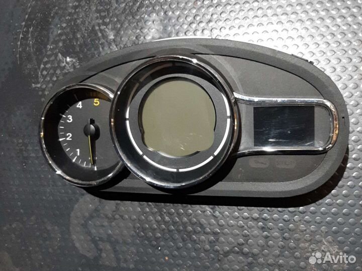 Панель приборов Рено Меган 3