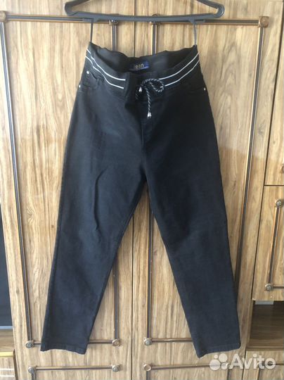 Джинсы женские