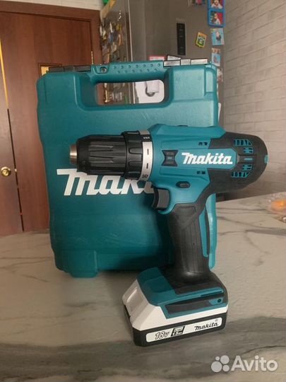 Шуруповерт makita 18v