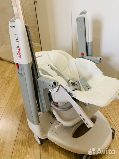 Детское кресло для кормления peg perego