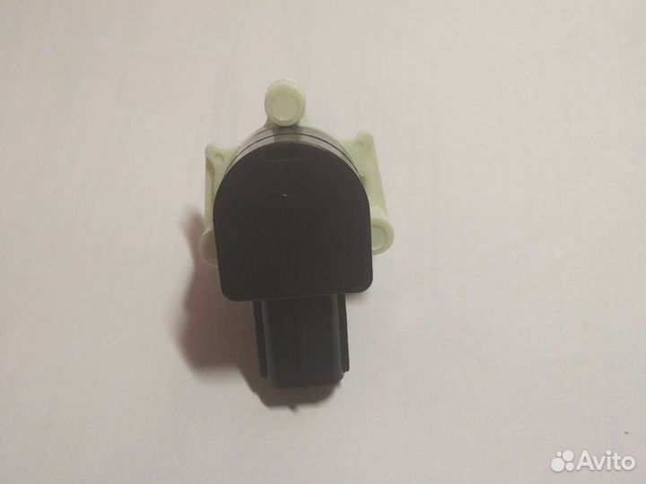 33146-SWA-003 датчик корректора фар передний