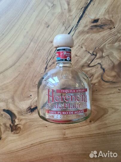 Бутылка от текилы herencia