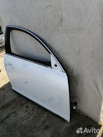 Дверь передняя правая Lexus Gs300 S190