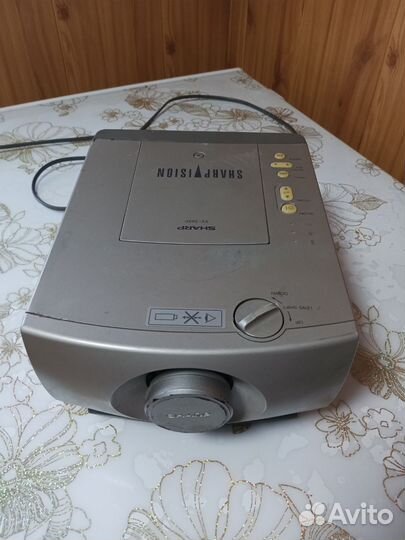 Проектор sharp XV-348P на запчасти восстаноаление