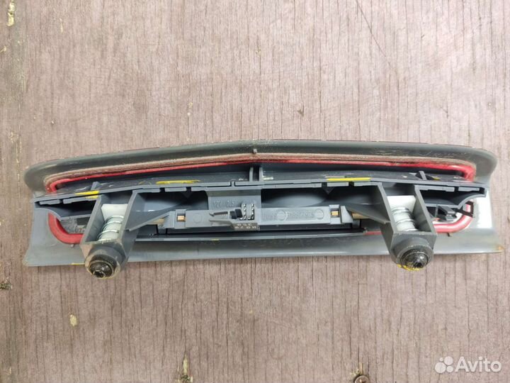 Задний стоп сигнал Opel Corsa D