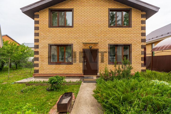 Коттедж 162,5 м² на участке 4 сот.