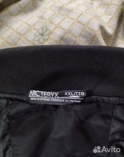 Бомбер arcteryx на весну