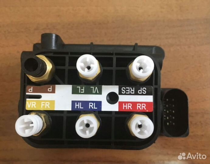 Блок клапанов Mercedes-Benz w164