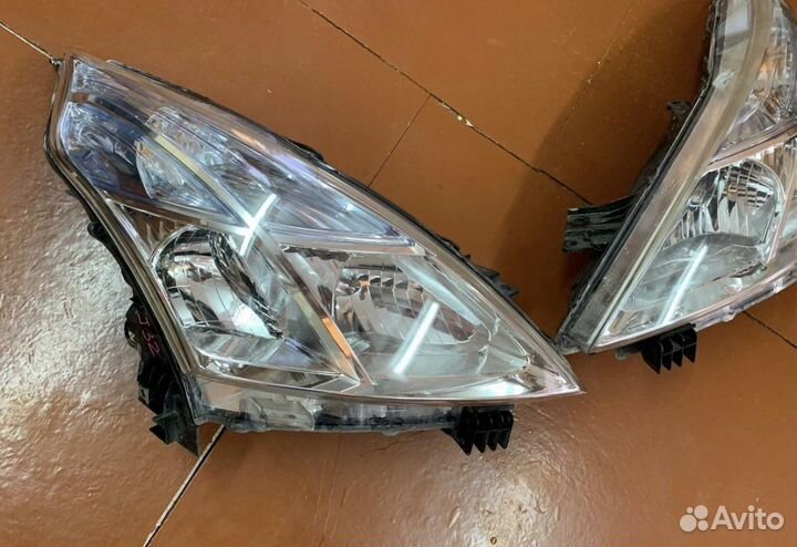 Продам правую фару на ниссан теана j32