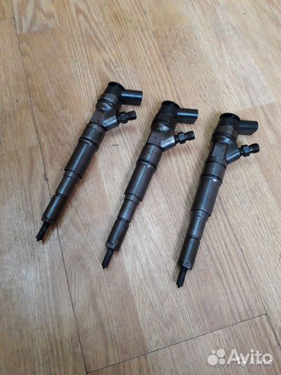 Форсунка топливная bmw e60 7793836 e90 x5