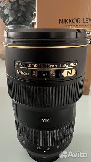 Объектив nikon