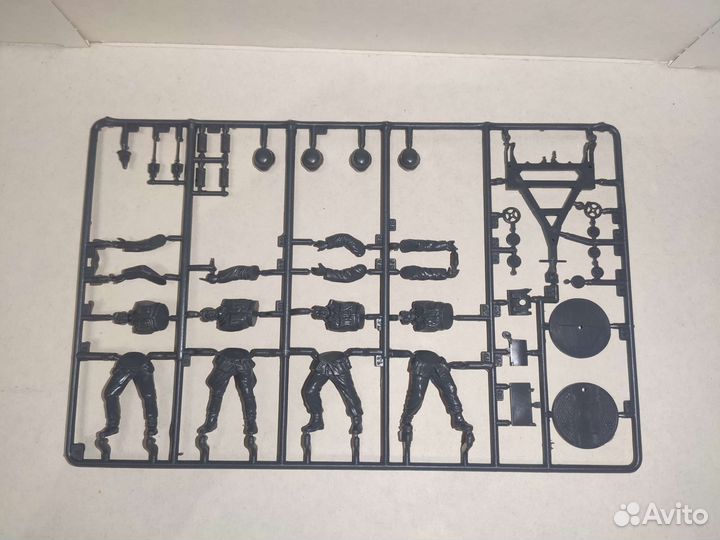 Модель Italeri № 6395 - Sd. Kfz. 10/4 with flak 30