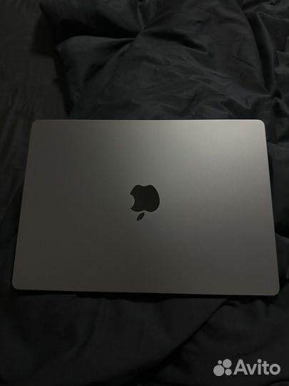 Apple MacBook Pro 14