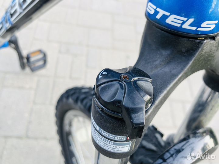 Дорожный велосипед Stels Navigator 730