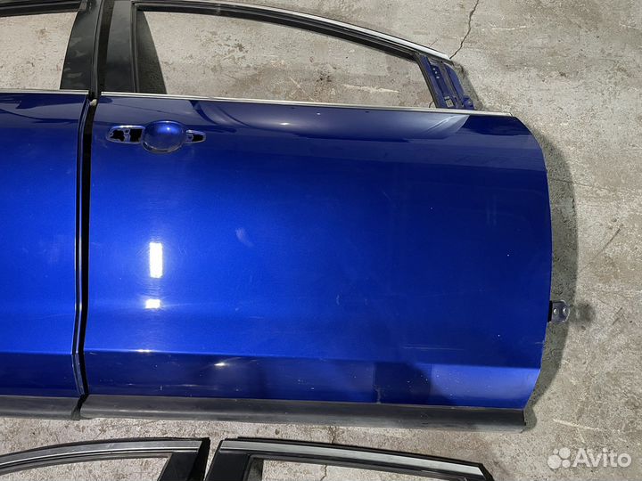 Дверь в родной краске Mazda CX-7