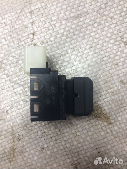 Кнопка подогрева заднего сиденья Хендай Соната 6