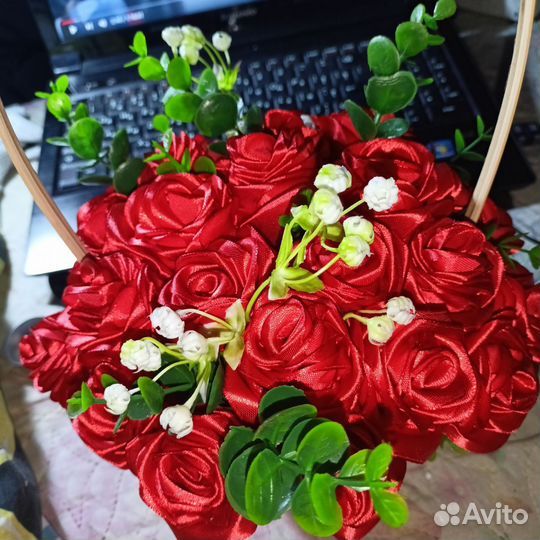 Букет из атласных лент