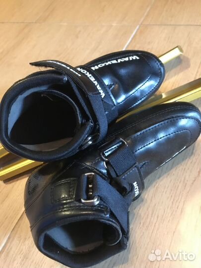 Wavekon 36(4). Коньки для шорт-трека