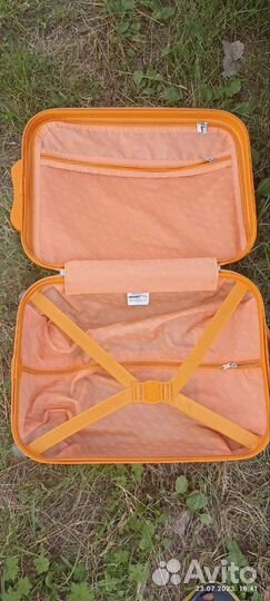 Детский чемодан на колесиках Пчела Майя