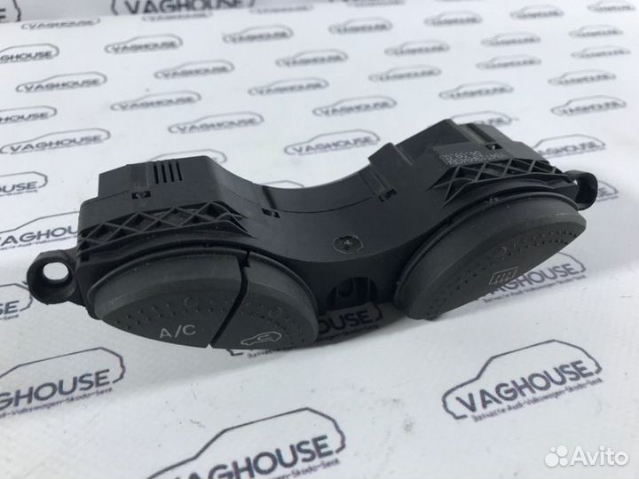 Кнопка обогрева стекла Ford Focus MK 1 2003