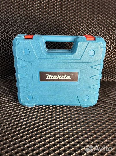 Шуpуповepт ударный Makita 26v 5А/ч Новый