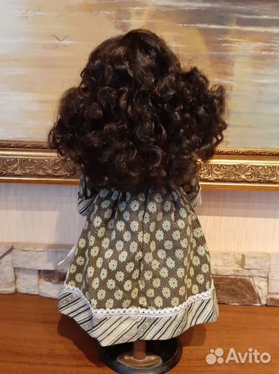 Кукла фарфоровая коллекционная