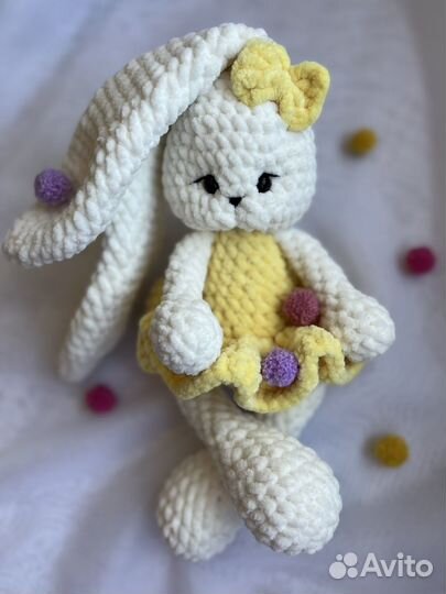 Заяка-балерина вязаная ручная работа