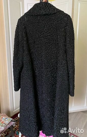 Женская верхняя одежда шуба
