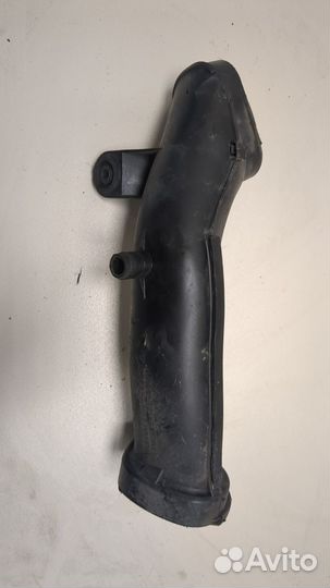 Воздухозаборник Volkswagen Bora, 2004