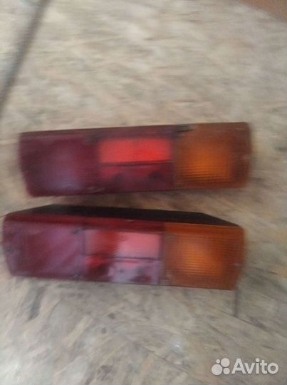 Задние фонари