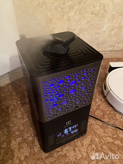 Увлажнитель Electrolux EHU3810D