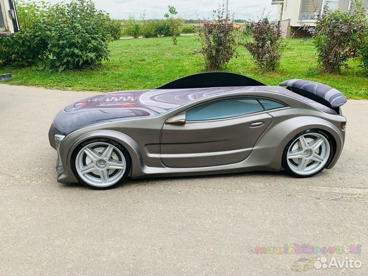 Кровать машина