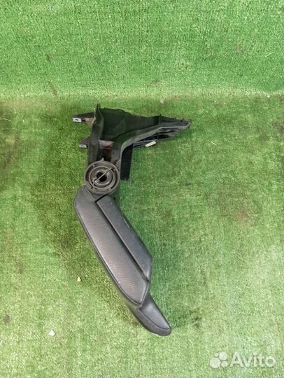 Подлокотник BMW 3 E46