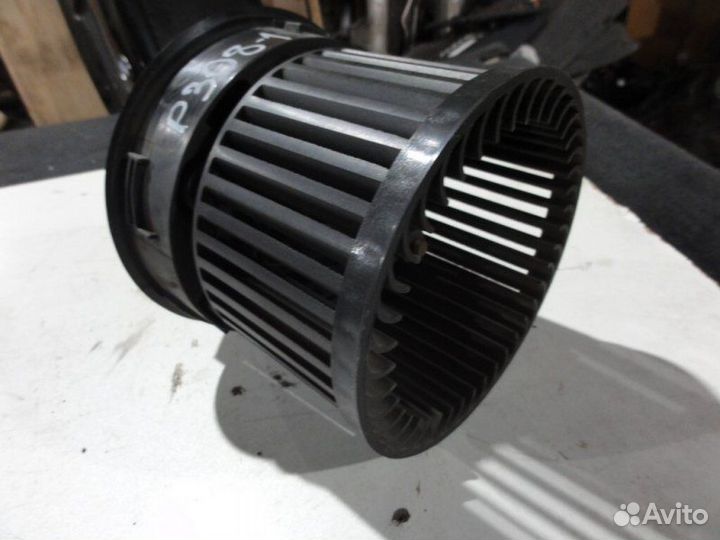 Моторчик отопителя (печки) Peugeot 308 1 1.6 EP6