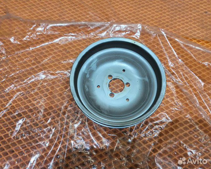 Шкив Audi A6 C6 4F AUK 2007