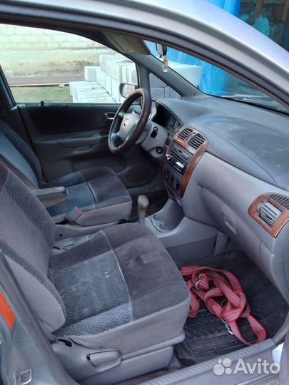 Mazda Premacy 1.8 AT, 2001, битый, 300 000 км