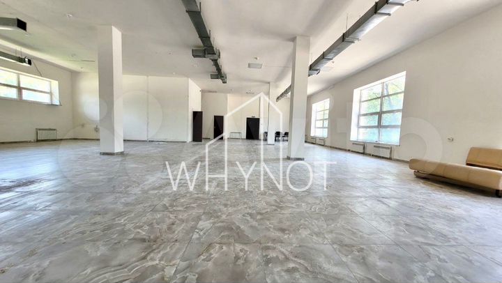 Помещение свободного назначения с ремонтом - 420 м