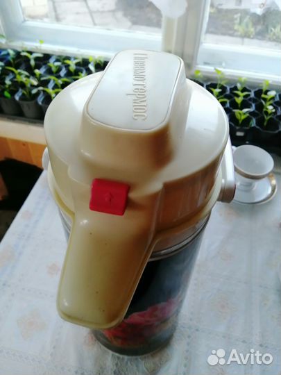 Термос китайский с помпой