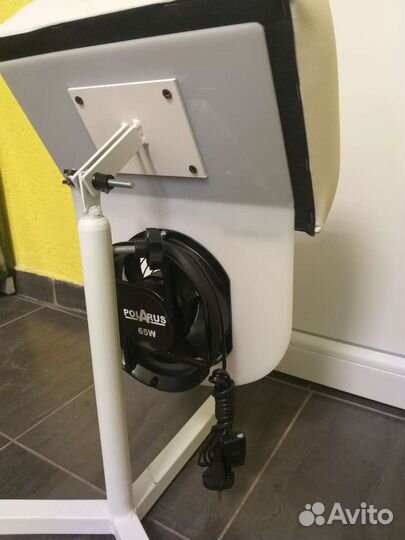 Пылесос для педикюра с подставкой