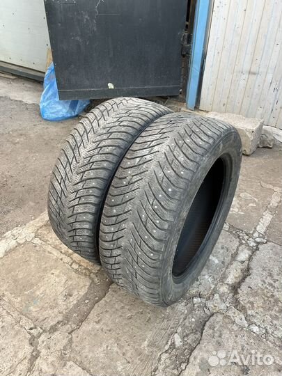 Nokian Tyres Hakkapeliitta 8 225/55 R17