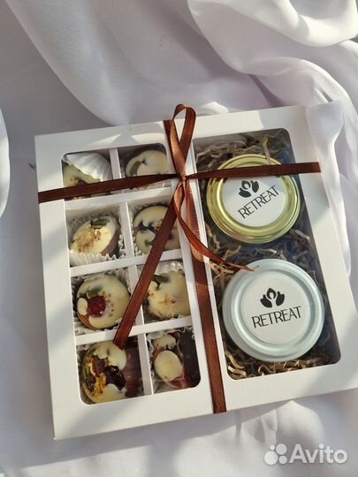 Подарочный набор шоколад без сахара и свечи