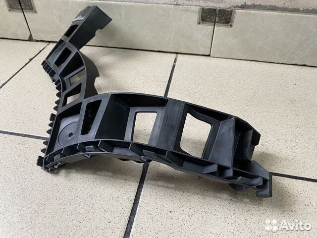 Кронштейн бампера задний правый Volkswagen Tiguan