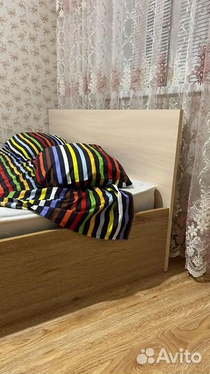 Кровать двухспальная с матрасом бу 160 200