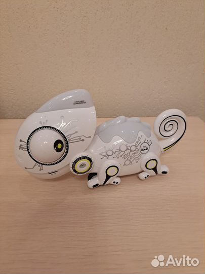 Интерактивная игрушка Робот-хамелеон 22 см