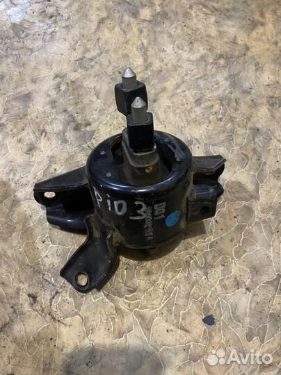 Подушка коробки левая киа рио 3 хендай солярис 1