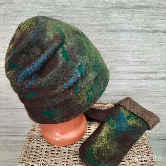 Шапка валяная, рукавицы