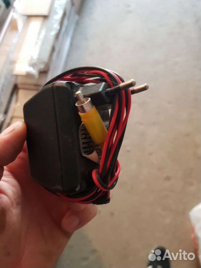 Фонарь светодиодный аккумуляторный